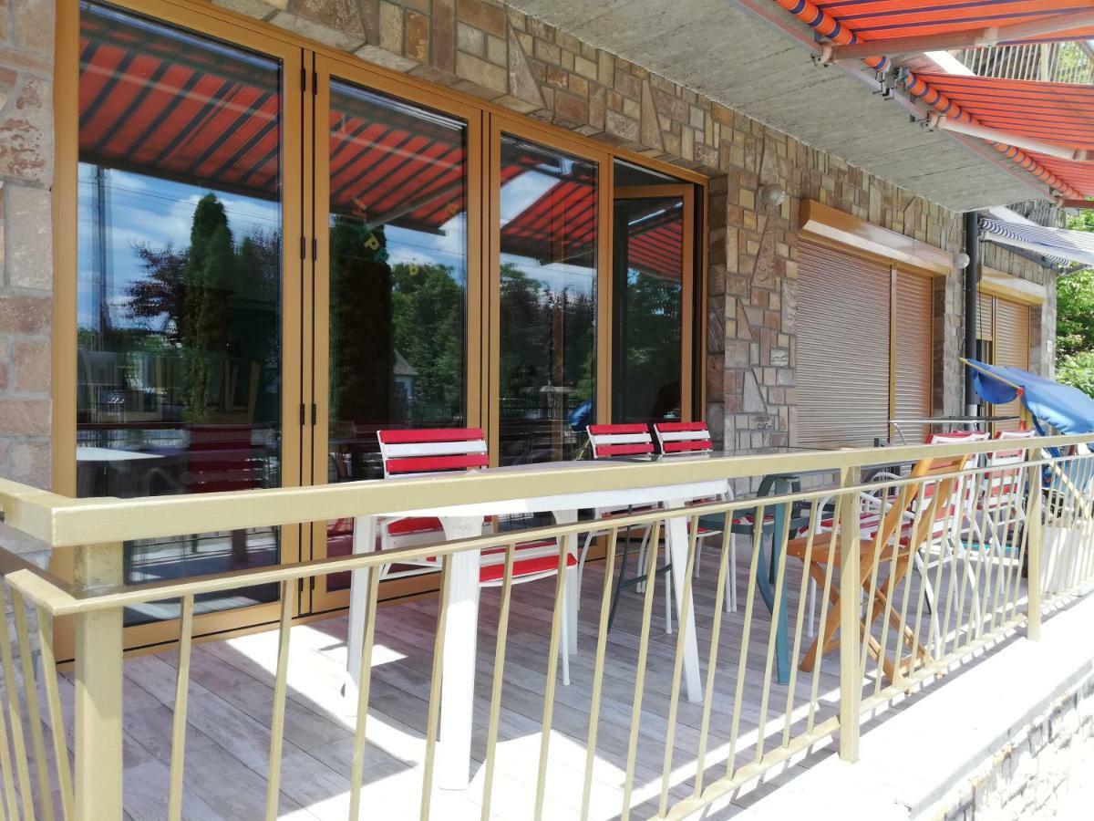 Boathouse Balatonlelle With Sauna Dış mekan fotoğraf